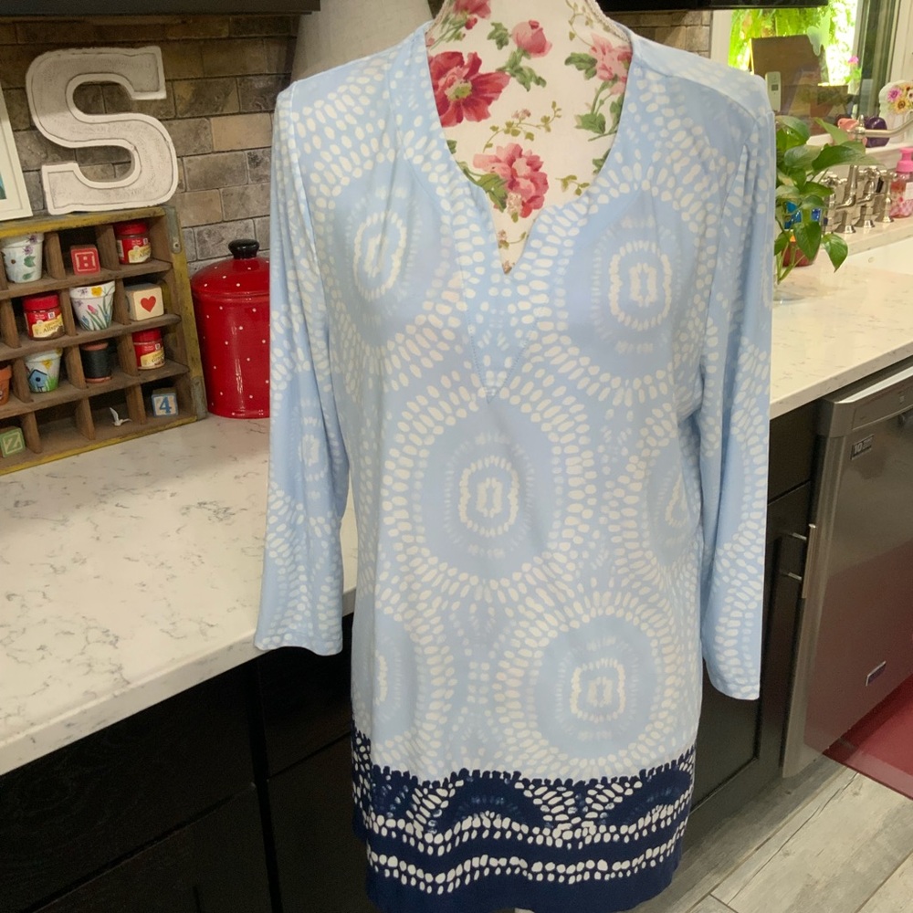 Chico's Tunic Women’s Sz Large Stretch Blouse 3/4 Sleeve Blue White Circle Print